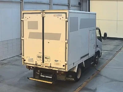 TOYOTA DYNA