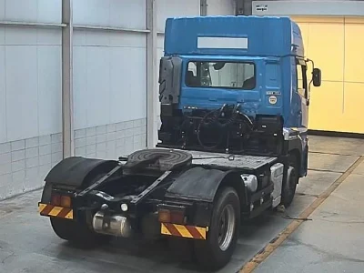 NISSAN UD