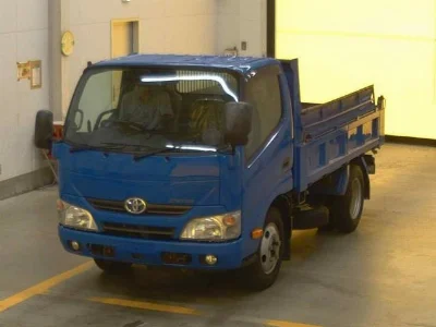 TOYOTA DYNA