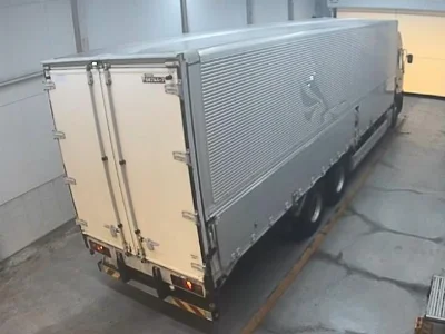 NISSAN UD