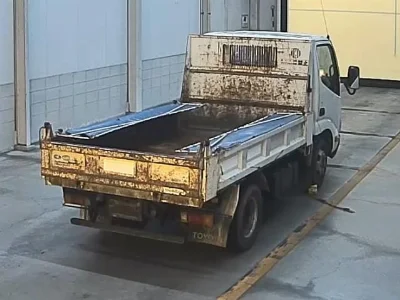 TOYOTA DYNA
