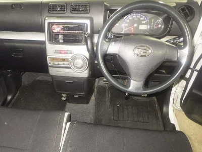 DAIHATSU MOVE CONTE