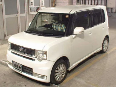 DAIHATSU MOVE CONTE