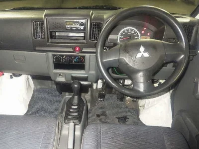 MITSUBISHI MINICAB