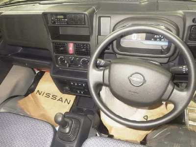 NISSAN CLIPPER TRUCK