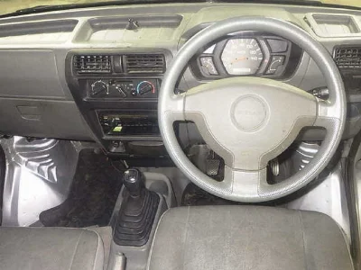 NISSAN CLIPPER