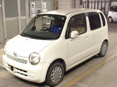 DAIHATSU MOVE LATTE