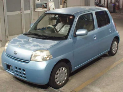DAIHATSU ESSE