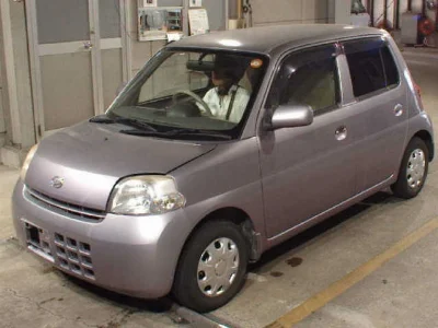 DAIHATSU ESSE