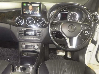 MERCEDES BENZ B CLASS
