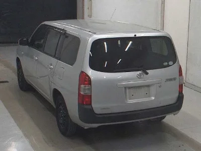 TOYOTA SUCCEED