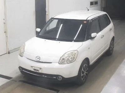 MAZDA VERISA