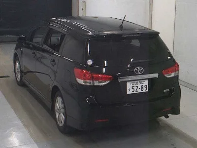 TOYOTA WISH