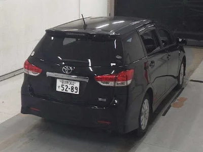 TOYOTA WISH