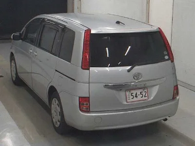 TOYOTA ISIS