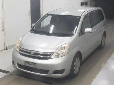 TOYOTA ISIS