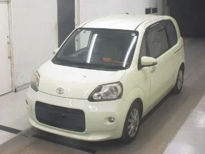 TOYOTA PORTE