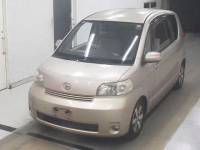 TOYOTA PORTE
