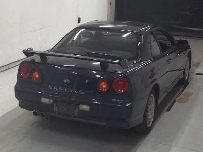 NISSAN SKYLINE