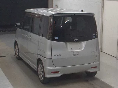 NISSAN ROOX