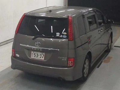 TOYOTA ISIS
