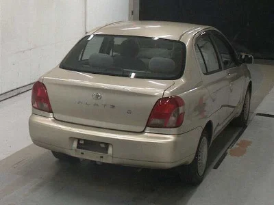 TOYOTA PLATZ