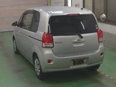 TOYOTA PORTE