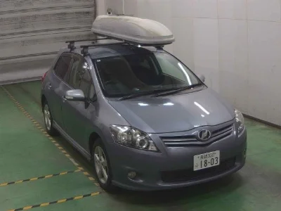 TOYOTA AURIS