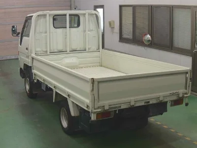 TOYOTA DYNA