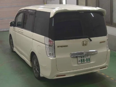 HONDA STEP WAGON