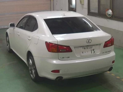 LEXUS IS