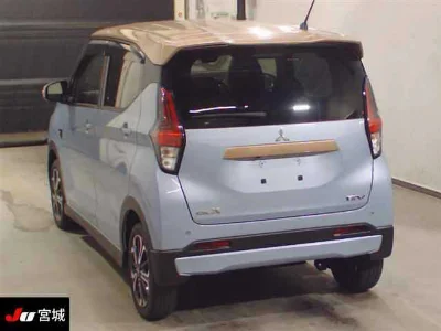 MITSUBISHI EK X EV