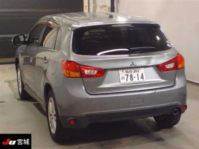 MITSUBISHI RVR