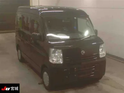 NISSAN CLIPPER VAN