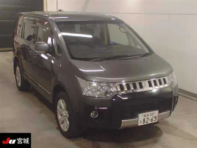 Mitsubishi DELICA D5