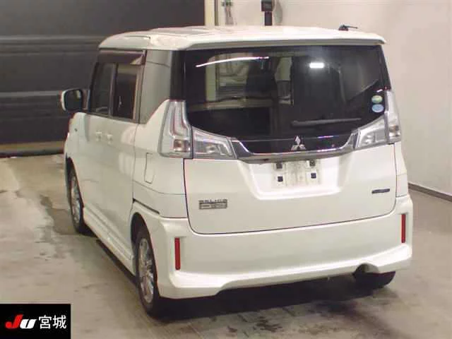Mitsubishi Delica D:2  с аукциона в Японии