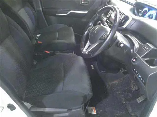 Mitsubishi Delica D:2  с аукциона в Японии