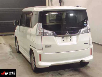 Mitsubishi Delica D:2