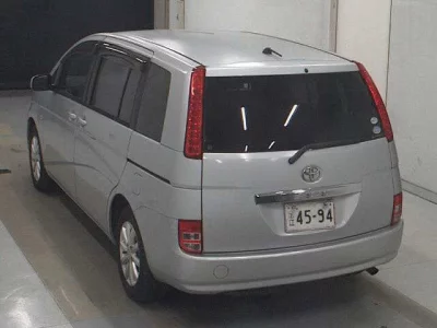 TOYOTA ISIS