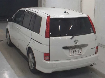 TOYOTA ISIS