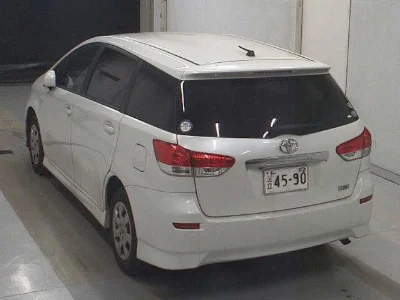 TOYOTA WISH