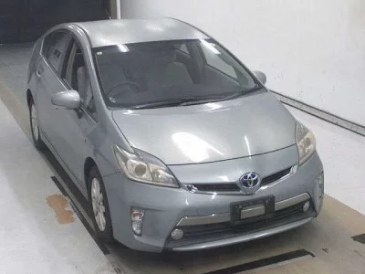 TOYOTA PRIUS PHV