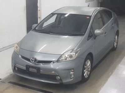 TOYOTA PRIUS PHV