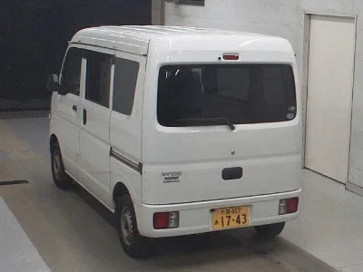 NISSAN CLIPPER VAN