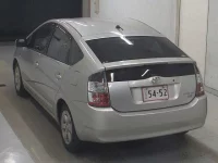 Цена авто Toyota Prius с аукционов Японии, номер кузова NHW20, пробег 88 000, оценка 6