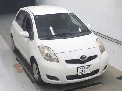 TOYOTA VITZ