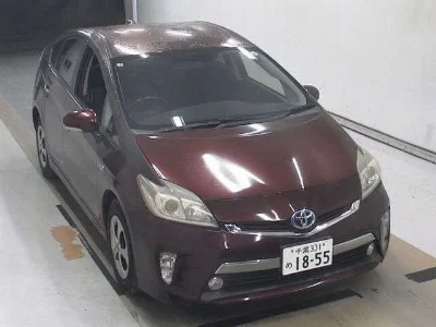 TOYOTA PRIUS PHV