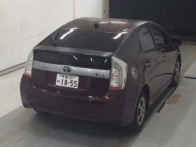 TOYOTA PRIUS PHV