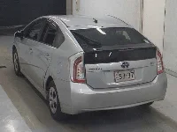 Цена авто Toyota Prius с аукционов Японии, номер кузова ZVW30, пробег 150 000, оценка 6