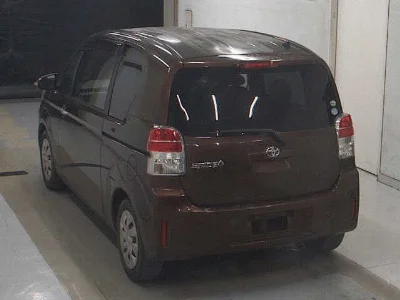 TOYOTA SPADE
